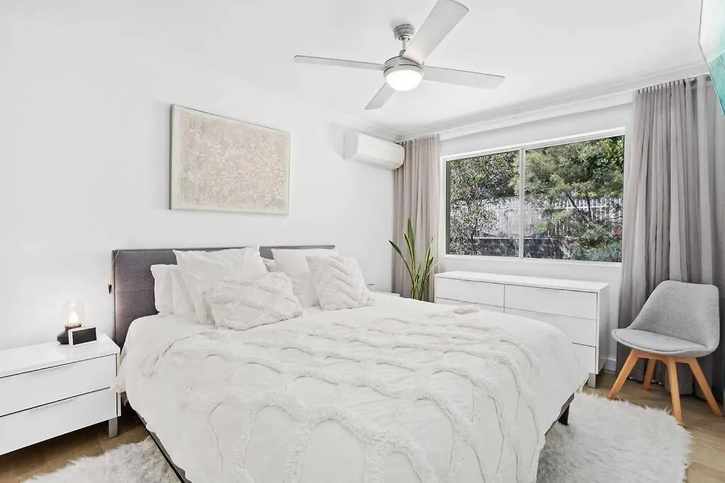 Hillside In The Heart Of Burleigh! Apartment Gold Coast 0*,  Australia