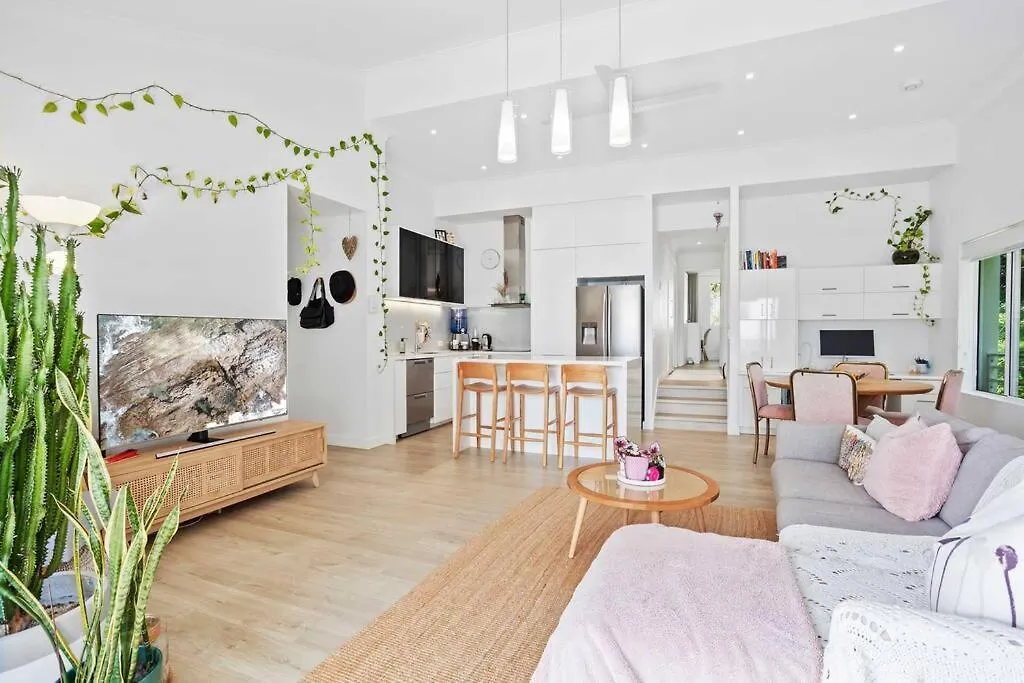 Hillside In The Heart Of Burleigh! Apartment Gold Coast